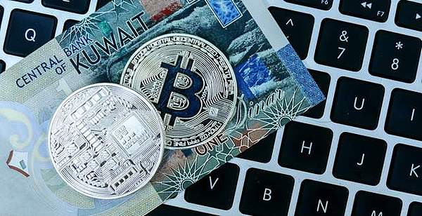 暴风雨前的宁静？BTC与ETH正面临关键抉择时刻